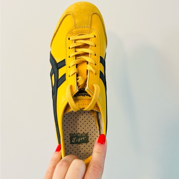 Asics Tiger yellow new W8/39 - Picture 1 of 5